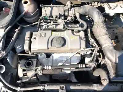 Veículo de Sucata peugeot 206 fastback (2a/c) 1.4 i do ano 2001 alimentado kfw