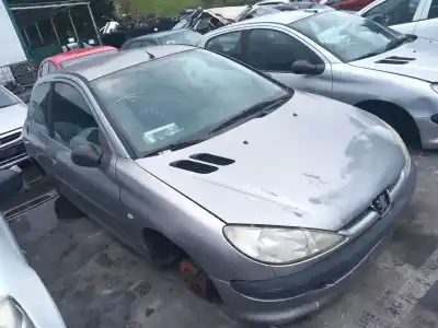 Здавання транспортного засобу peugeot 206 fastback (2a/c) 1.4 i року 2002 потужний kfw (tu3a),kfw (tu3jp),kfx (tu3jp)