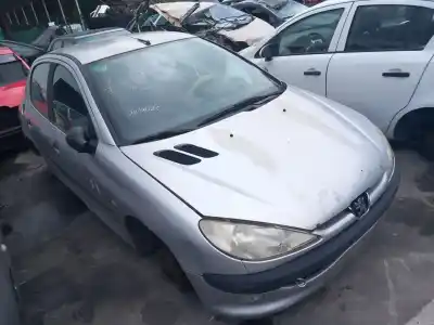Здавання транспортного засобу peugeot 206 fastback (2a/c) 2.0 hdi 90 року 2001 потужний rhy (dw10td)