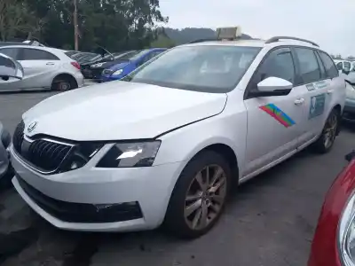 Здавання транспортного засобу skoda octavia iii combi (5e5, 5e6) 2.0 tdi року 2017 потужний ckfc,crmb,cyka,dcya,dffa