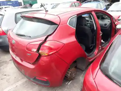 Здавання транспортного засобу kia cee'd (jd) 1.6 crdi 128 року 2013 потужний d4fb