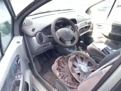 Здавання транспортного засобу renault scénic i monospace (ja0/1_, fa0_) 1.9 dti (ja1u) року 2003 потужний f9q 744