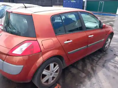 Scrapping Vehicle renault megane ii (bm0/1_, cm0/1_) 2.0 16v (bm0u, cm0u) of the year 2003 powered f4r 770