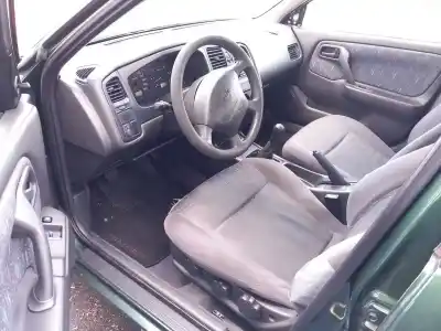 Sloopvoertuig nissan primera hatchback (p11) 2.0 td van het jaar 1996 aangedreven cd20t