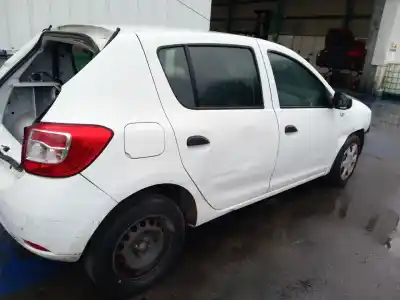 Veicolo di demolizione dacia                                              sandero ii                                                                                                                                                                                                                                                 1.2                                                                                                                                                                                                                                                        dell'anno 2013 alimentato d4f 732