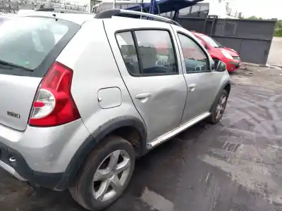 Veículo de Sucata dacia sandero ii 1.5 dci do ano 2012 alimentado k9k 612,k9k 626