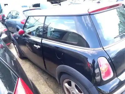 Veicolo di demolizione mini mini (r50, r53) cooper dell'anno 2002 alimentato w10 b16 a