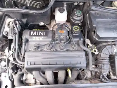 Veicolo di demolizione MINI MINI (R50, R53) COOPER dell'anno 2002 alimentato W10 B16 A
