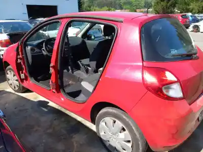 Scrapping Vehicle renault clio iii (br0/1, cr0/1) 1.2 16v (br02, br0j, br11, cr02, cr0j, cr11) of the year 2009 powered d4f 706,d4f 740,d4f 764