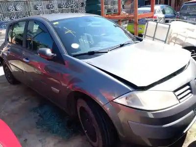 Здавання транспортного засобу renault megane ii (bm0/1_, cm0/1_) 1.9 dci (bm0g, cm0g) року 2004 потужний f9q 800