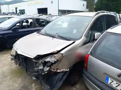 Veículo de Sucata toyota corolla verso (_e12_) 2.0 d-4d (cde120_) do ano 2003 alimentado 1cd-ftv