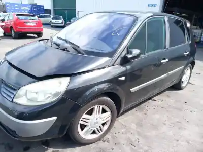 Scrapping Vehicle renault scénic ii (jm0/1_) 1.5 dci (jm0f) of the year 2003 powered k9k 722