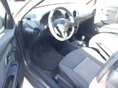 Scrapping Vehicle seat cordoba (6l2) 1.9 sdi of the year 2005 powered asy