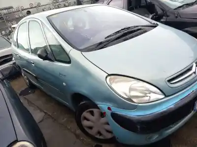 Véhicule à la ferraille citroen xsara picasso (n68) 2.0 hdi de l'année 2001 alimenté rhy (dw10td)