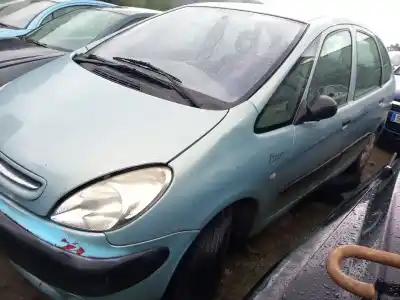 Véhicule à la ferraille citroen xsara picasso (n68) 2.0 hdi de l'année 2001 alimenté rhy (dw10td)
