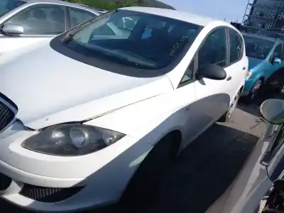 Veículo de Sucata seat toledo iii (5p2) 1.9 tdi do ano 2004 alimentado bjb,bkc,bls,bxe