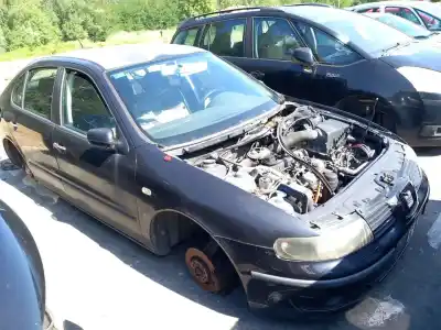 Здавання транспортного засобу seat leon (1m1) 1.9 tdi року 2002 потужний ahf,asv