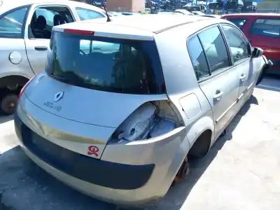 Veículo de Sucata renault megane ii (bm0/1_, cm0/1_) 1.5 dci (bm0f, bm0t, bm2b, cm0f, cm0t) do ano 2003 alimentado k9k 722