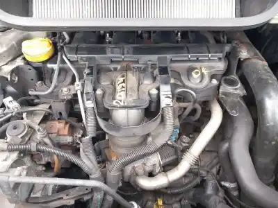 Здавання транспортного засобу RENAULT ESPACE IV (JK0/1_) 2.2 DCI (JK0H) року 2003 потужний G9T 742,G9T 743