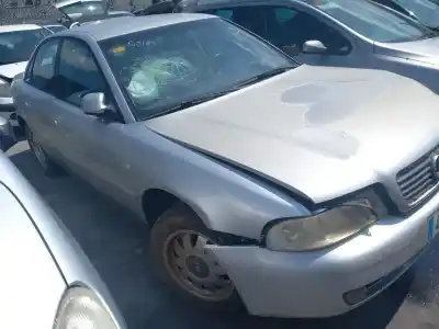 Scrapping Vehicle audi a4 b5 (8d2) 1.9 tdi of the year 2000 powered ajm