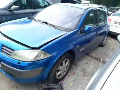 Здавання транспортного засобу renault megane ii (bm0/1_, cm0/1_) 1.9 dci (bm0g, cm0g) року 2003 потужний f9q 800