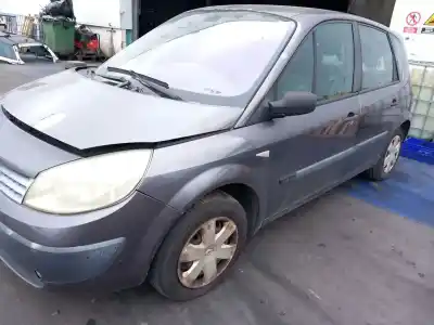 Veículo de Sucata renault scénic ii (jm0/1_) 1.6 (jm0c, jm0j, jm1b) do ano 2005 alimentado k4m 761,k4m 782