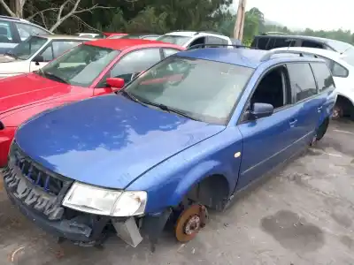 Scrapping Vehicle volkswagen passat b5.5 variant (3b6) 2.0 of the year 2000 powered azm