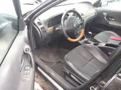 Veículo de Sucata renault laguna ii (bg0/1_) 1.9 dci (bg08, bg0g) do ano 2005 alimentado f9q 650,f9q 670,f9q 674,f9q 750