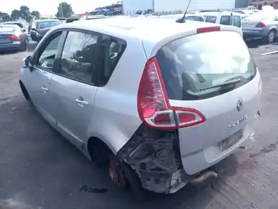 Scrapping Vehicle renault scénic iii (jz0/1_) 1.5 dci of the year 2009 powered k9k 832