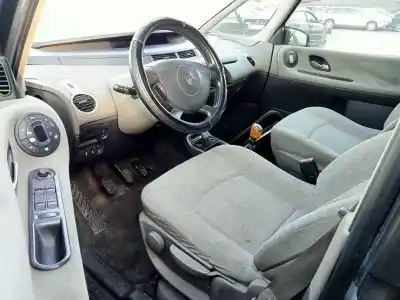 Здавання транспортного засобу renault espace iv (jk0/1_) 2.2 dci (jk0h) року 2005 потужний g9t 742,g9t 743
