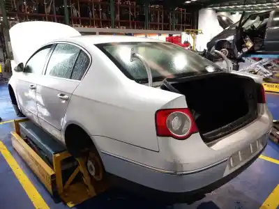 Здавання транспортного засобу volkswagen passat b6 (3c2) 2.0 tdi 16v 4motion року 2007 потужний bkp,cbab