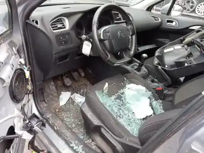 Veículo de Sucata citroen c4 lim. business do ano 2017 alimentado bh02