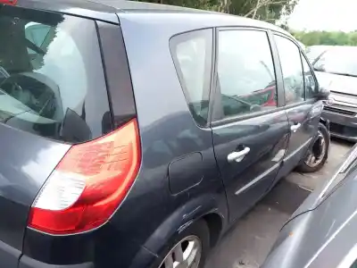 Scrapping Vehicle renault scénic ii (jm0/1_) 1.9 dci (jm14) of the year 2008 powered f9q 803,f9q 804,f9q 816,f9q 818