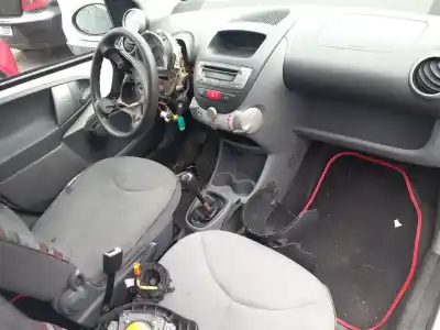 Veículo de Sucata citroen c1 (pm_, pn_) 1.4 hdi do ano 2010 alimentado 8ht (dv4td)