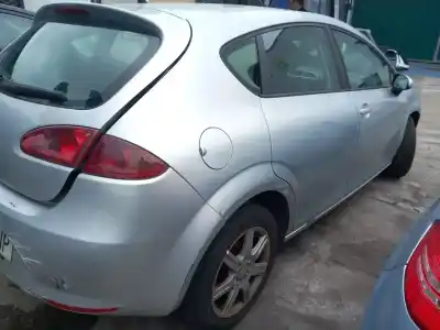 Veículo de Sucata seat leon (1p1) 1.9 tdi do ano 2007 alimentado bkc,bls,bxe