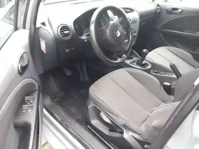 Veículo de Sucata seat leon (1p1) 1.9 tdi do ano 2007 alimentado bkc,bls,bxe