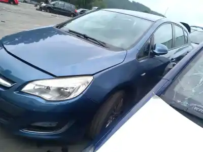 Sloopvoertuig opel astra j (p10) 1.7 cdti (68) van het jaar 2013 aangedreven a 17 dtc,a 17 dte,a 17 dtj