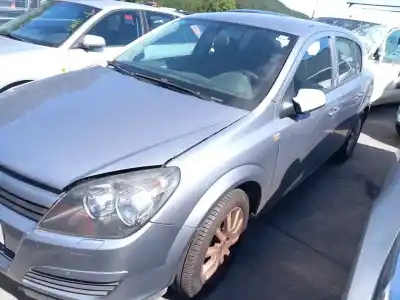 Veículo de Sucata opel astra h (a04) 1.4 (l48) do ano 2005 alimentado z 14 xep Veículo de Sucata opel astra h (a04) 1.4 (l48) do ano 2005 alimentado z 14 xep