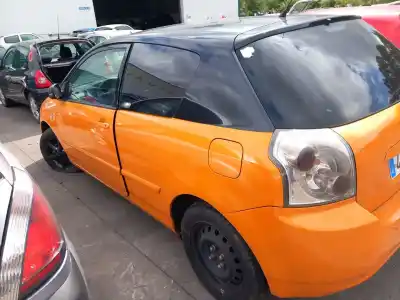 Veículo de Sucata toyota corolla (_e12_) 2.0 d-4d (cde120_) do ano 2003 alimentado 1cd-ftv