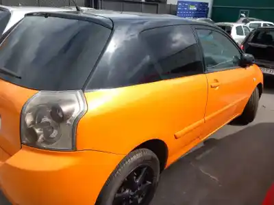 Veículo de Sucata toyota corolla (_e12_) 2.0 d-4d (cde120_) do ano 2003 alimentado 1cd-ftv