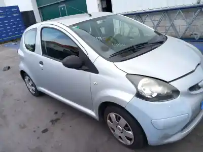 Veículo de Sucata toyota aygo (_b1_) 1.0 (kgb10_) do ano 2007 alimentado 1kr-fe