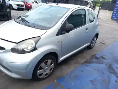 Veículo de Sucata toyota aygo (_b1_) 1.0 (kgb10_) do ano 2007 alimentado 1kr-fe