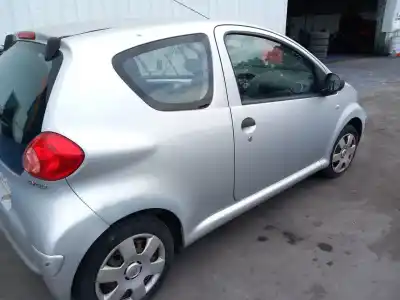 Veículo de Sucata toyota aygo (_b1_) 1.0 (kgb10_) do ano 2007 alimentado 1kr-fe