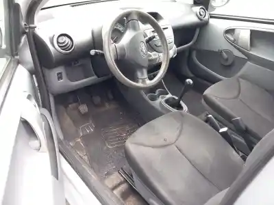 Veículo de Sucata toyota aygo (_b1_) 1.0 (kgb10_) do ano 2007 alimentado 1kr-fe