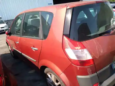 Veicolo di demolizione renault scénic ii (jm0/1_) 1.9 dci (jm0g, jm12, jm1g, jm2c) dell'anno 2004 alimentato f9q 812