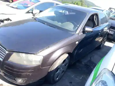 Veículo de Sucata audi a3 (8p1) 2.0 fsi do ano 2004 alimentado axw,blr,blx,bly,bmb,bvy,bvz