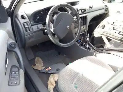 Scrapping Vehicle renault laguna ii (bg0/1_) 1.9 dci (bg08, bg0g) of the year 2004 powered f9q 650,f9q 670,f9q 674,f9q 750