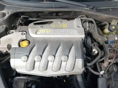 Scrapping Vehicle renault laguna ii (bg0/1_) 2.0 16v ide (bg0n) of the year 2002 powered f5r 700,f5r 701