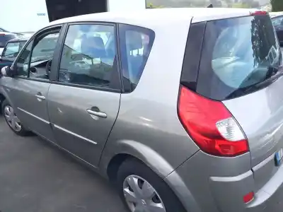 Veicolo di demolizione renault scénic ii (jm0/1_) 1.5 dci (jm1e, jm16) dell'anno 2007 alimentato k9kp7