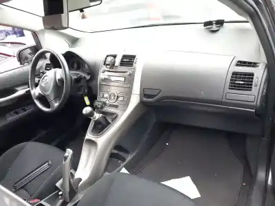 Veicolo di demolizione toyota auris (_e15_) 2.0 d-4d (ade150_) dell'anno 2008 alimentato 1ad-ftv